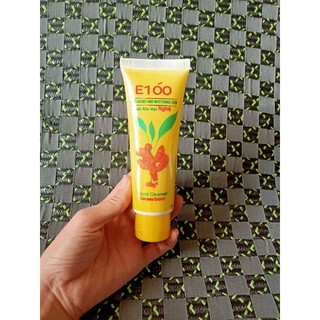 (Hàng XK) Sữa Rửa Mặt Nghệ E100+ Nghệ Hạt Thorakao (tiết kiệm)