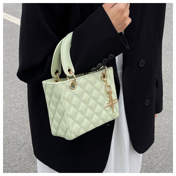 Túi đeo chéo vân thoi vuông - Hàng loại 1 - TB.Store DC480 19x15x9