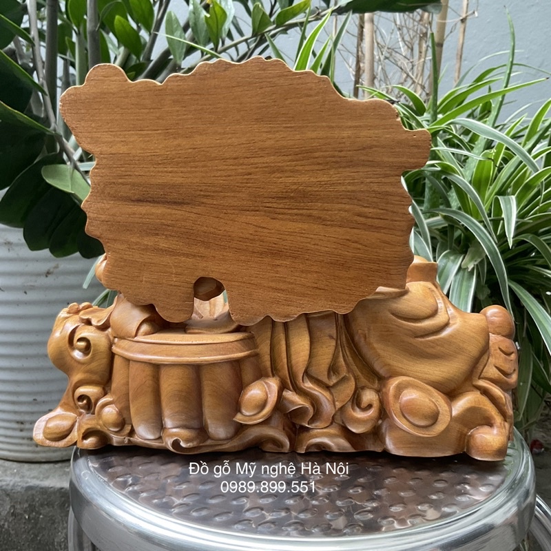 Tượng Phật di lặc để xe ô tô gỗ thơm