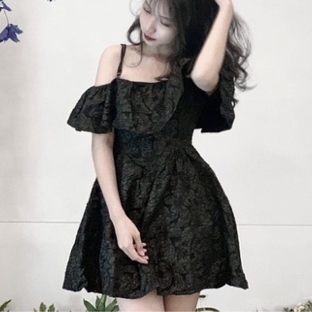 Pass váy gấm