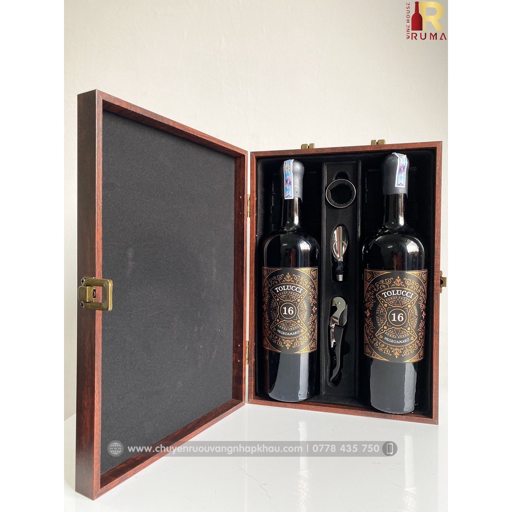 Set quà tặng tết vang Ý Tolucci 16 - Hộp gỗ mặt da kèm phụ kiện