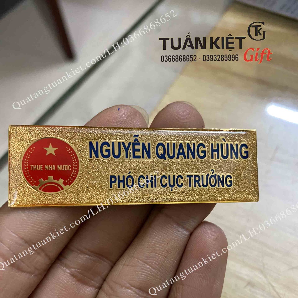 Bảng Tên Nhân Viên Mạ Vàng Đồng Ăn Mòn Sang Trọng,Cao Cấp