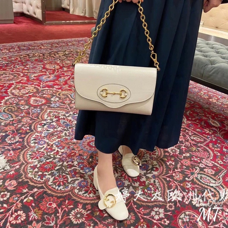 Giày gót vuông khoá bản mũi tròn. Hàng quảng châu cao cấp da mềm , đầy đủ hộp túi