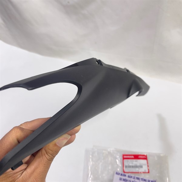 Ốp sườn sau bên phải Wave S , Rs 110 Zin Honda - 64480KWWA00