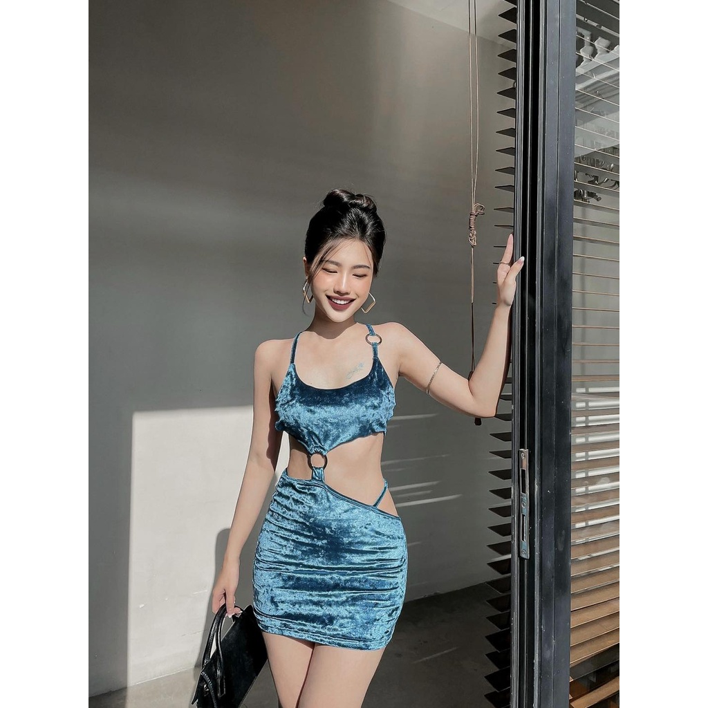 Đầm Body 2 Dây KHoen Hở Eo Sẵn Mút Ngực Sexy 2k 3352