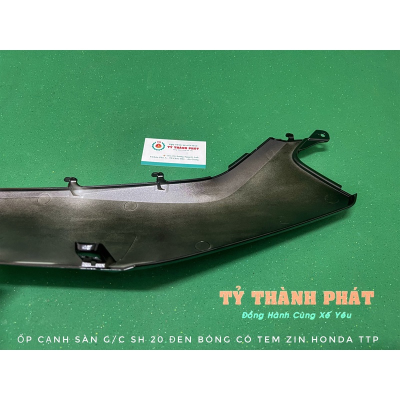 Ốp cạnh sàn gác chân SH 2021 Đen Bóng có tem Phải