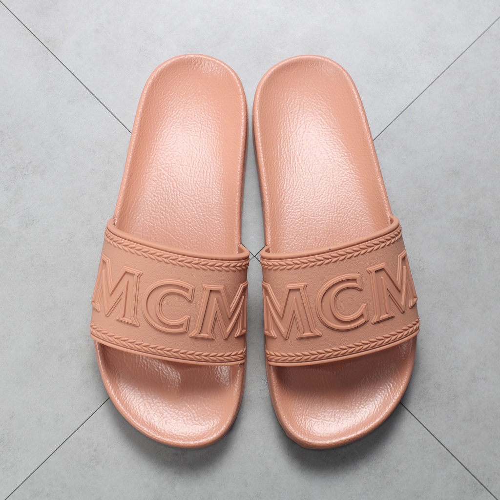 Dép quai ngang thể thao nam và nữ M.C.M