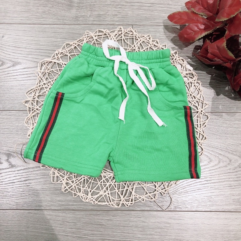 Quần short thun da cá bé trai