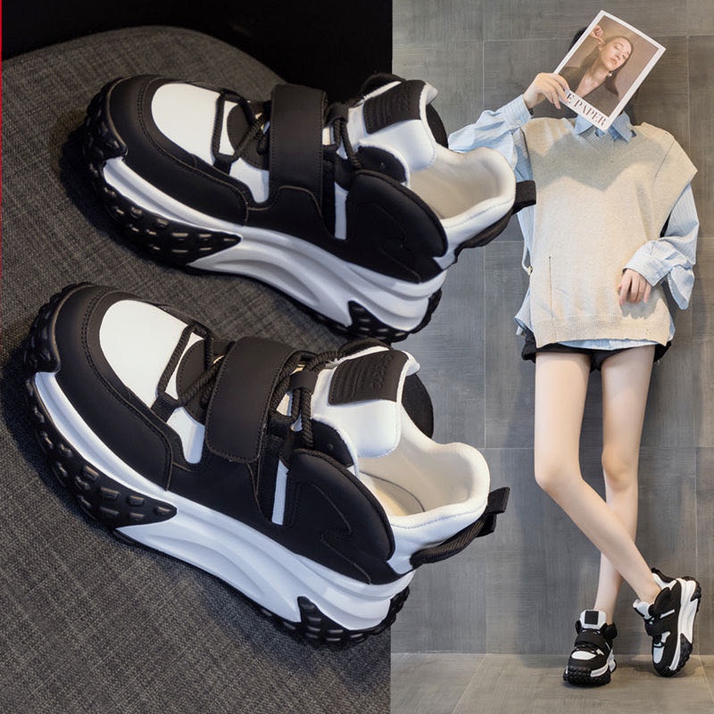 giày đen giày sneaker nữ Giày đế dày Giày Thể Thao Đế Dày Tăng Chiều Cao Phong Cách Thời Trang Mới 2022 giày sneaker nữ