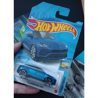 Xe Hotwheels Siêu Xe 17 Lamborghini Urus