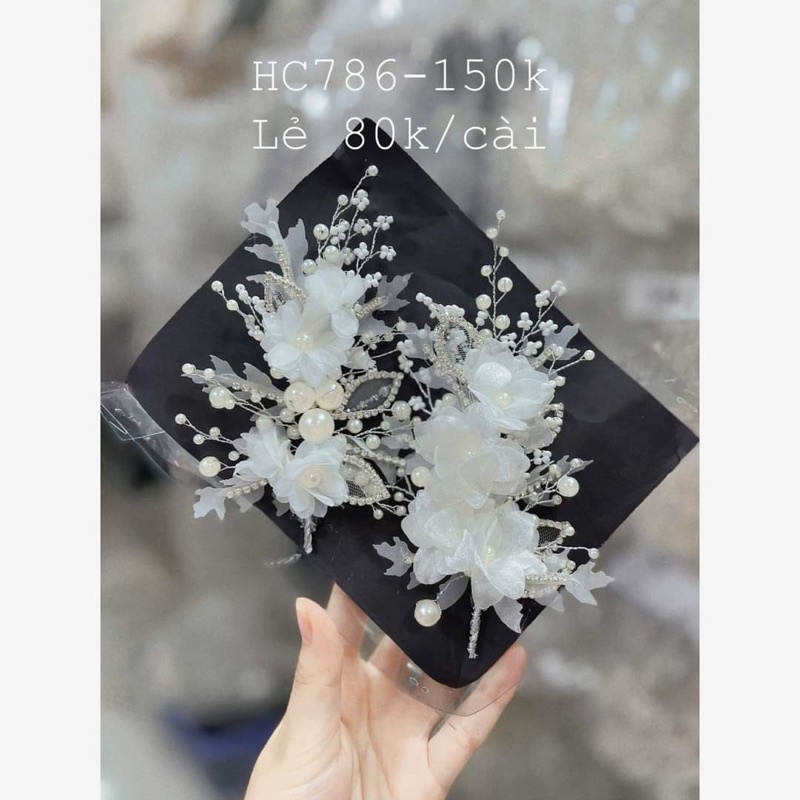 Các mẫu cài tóc cô dâu