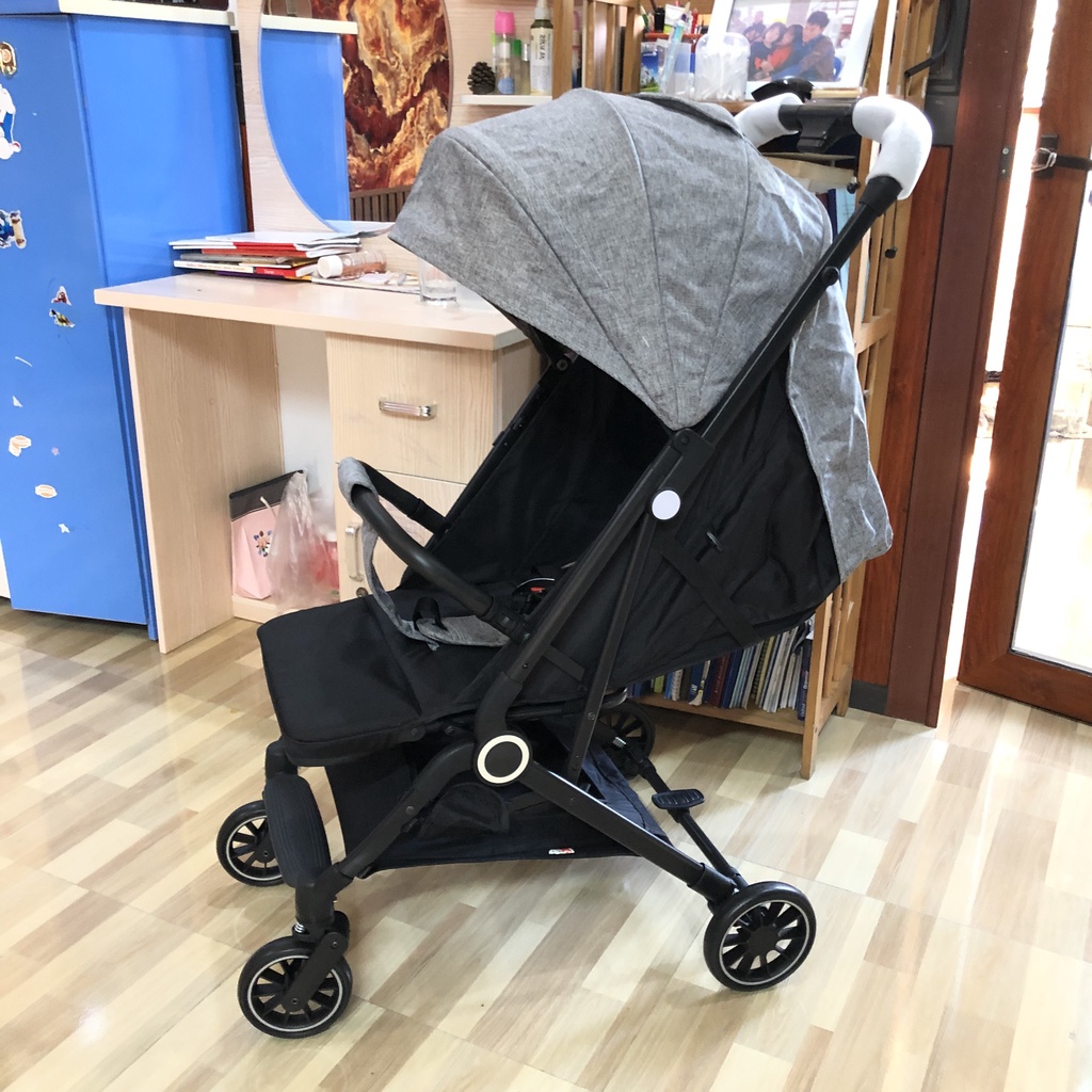 Xe Đẩy Cho Bé Du Lịch Gấp Siêu Gọn, Xe Đẩy Em Bé 3 Tư Thế, nhẹ, Chống Sốc Bánh Trước,Sau Hàng Chính Hãng Becouse