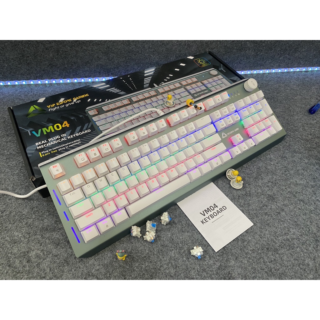 Bàn phím Cơ VSP eSport Gaming VM04 (Blue Switch, 104 phím, 22 chế độ LED)