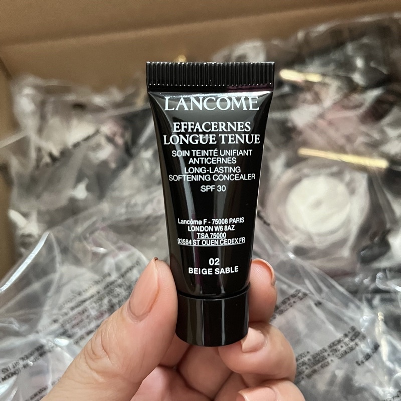 KEM CHE KHUYẾT ĐIỂM LANCOME - EFFACERNES LONGUE TENUE màu 02 (be tự nhiên)