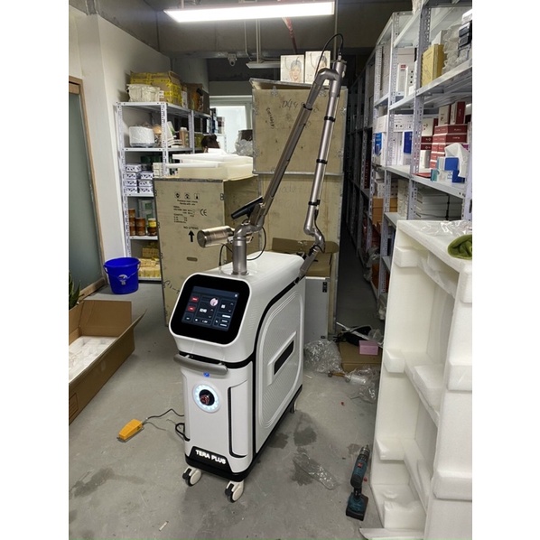 Máy Laser TERA PLUS Xóa Xăm, Xóa Nám, Tàn Nhang dùng trong spa