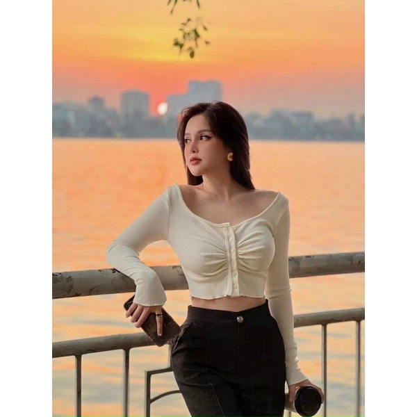 ÁO CROPTOP NÚT GÀI TAY DÀI