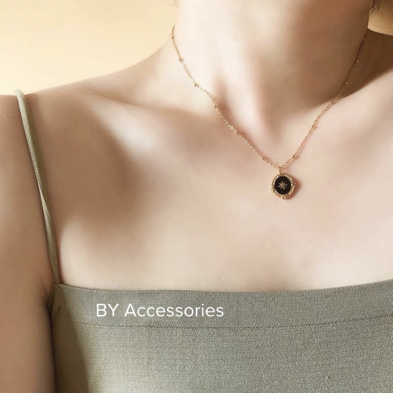 Dây chuyền titan vintage mặt oval sơn đen hoạ tiết sao octagram không gỉ