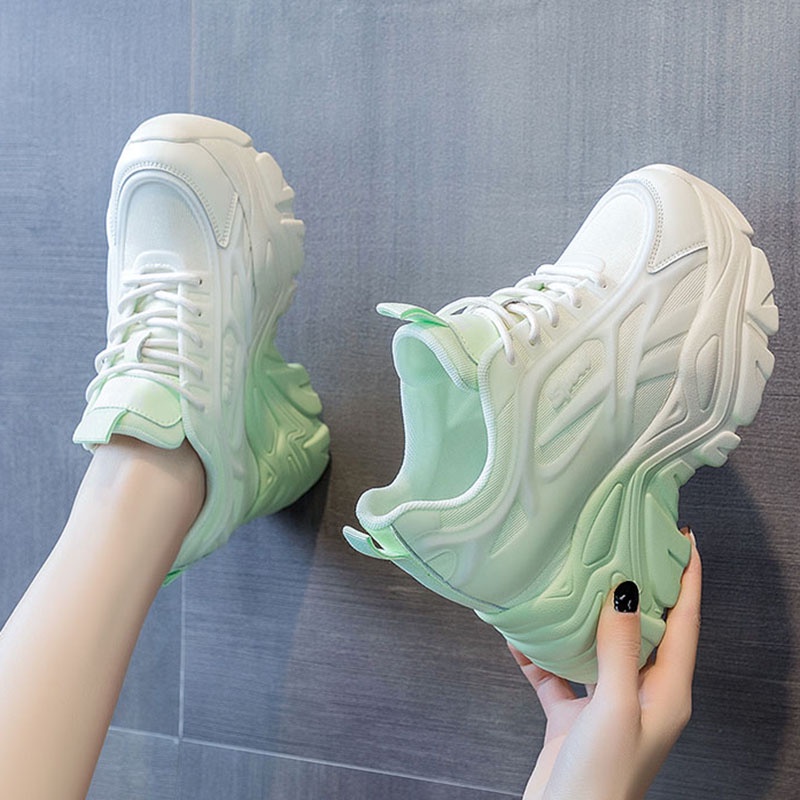 Giày Sneaker Màu gradient Kiểu Dáng Đơn Giản Dễ Phối Đồ Cho Nữ