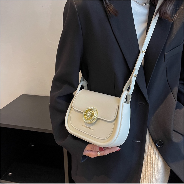 Túi xách nữ khóa xoay hoàng gia cực sang chất da dày 2mm siêu bền cao cấp Capucha T238