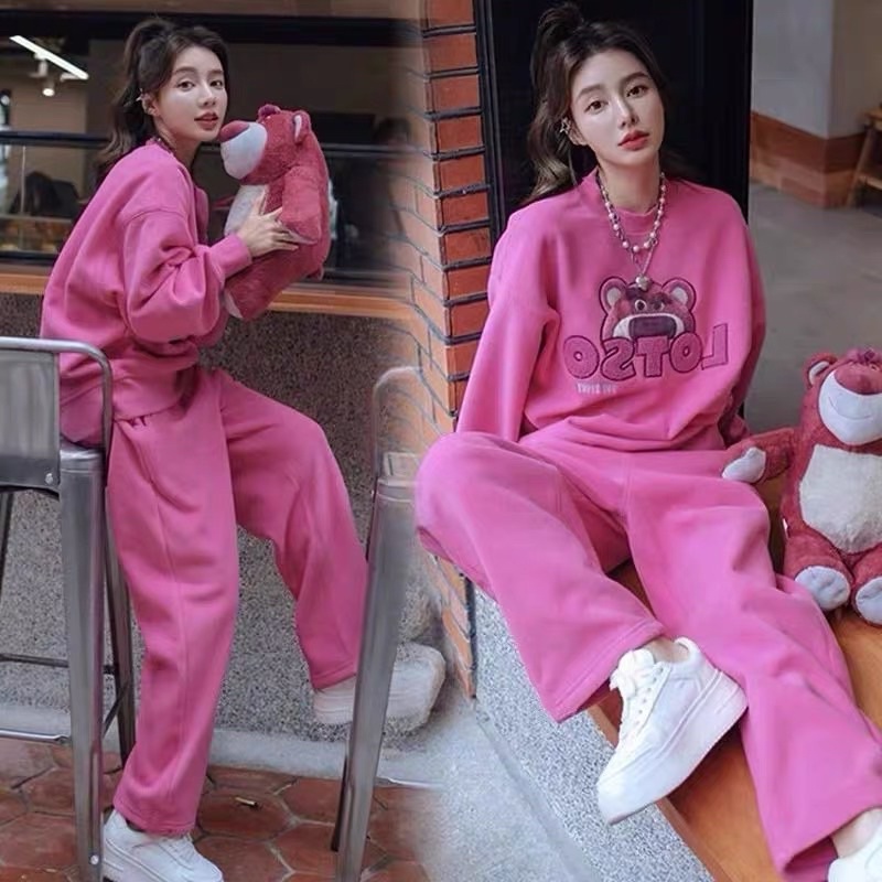 Sét bộ nỉ áo Sweater Gấu hồng kèm quần xuông ống rộng dáng Freesize, Bộ nỉ mùa đông dáng rộng