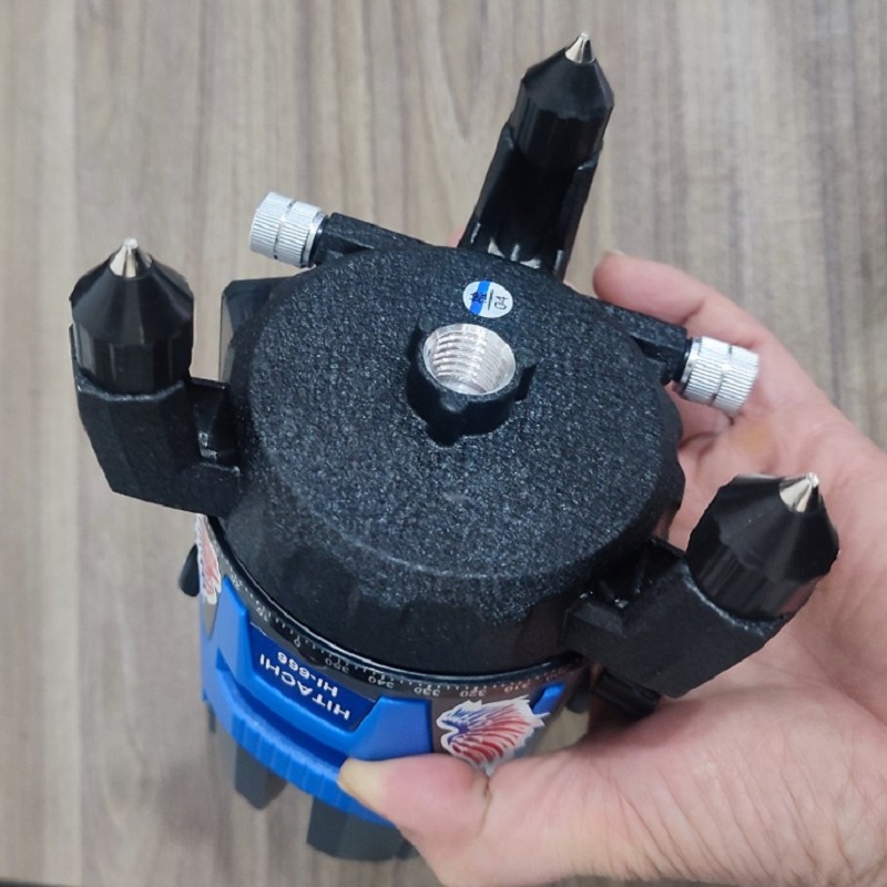 Máy cân bằng laser Hitachi HI-666 5 tia xanh, máy cân mực Hitachi, máy bắn cốt Hitachi, máy laze tia xanh, máy cân mực