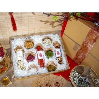  Set quà tết An nhiên hạnh phúc 3 trà 6 mứt 