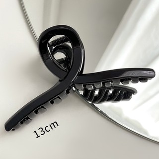 Kẹp Tóc Hình Cá Mập Màu Đen