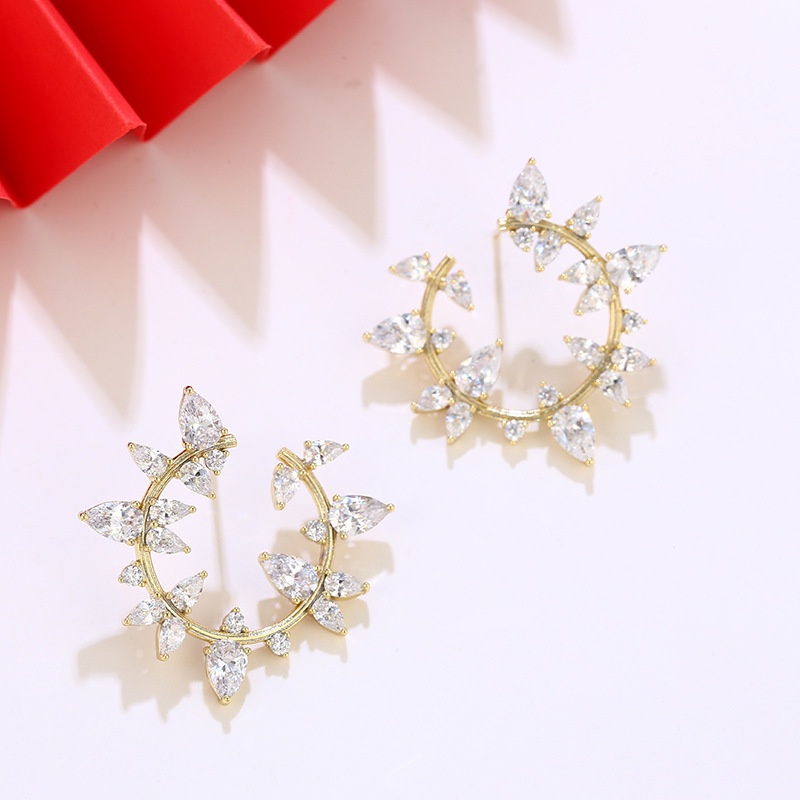 Khuyên Tai Vòng Hoa Zircon Thời Trang Tươi Mới Nhỏ Xinh