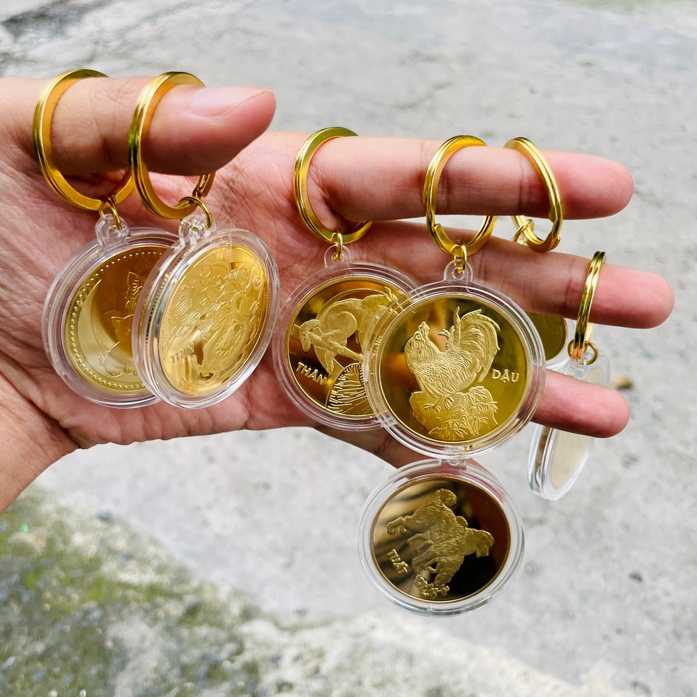 [Chữ Tiếng Việt] Móc Khóa Xu 12 Con Giáp Phong Thủy May Mắn , Niken Vàng óng sáng bóng