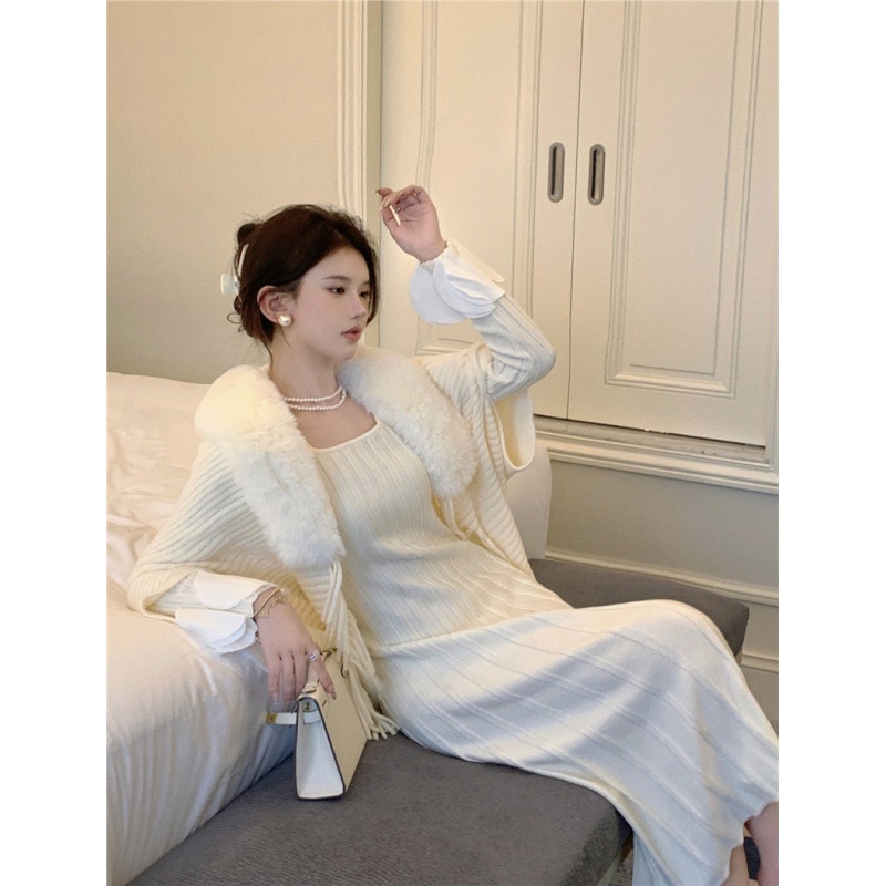 Winter New Product Spot Second Shot Pure Desire Wind Long Sleeve Knitted Dress Women's Autumn and Winter 2023 New Temperament Medium Long Knitted Dress Long Sleeve Fur Neck Knitted Cardigan Coat