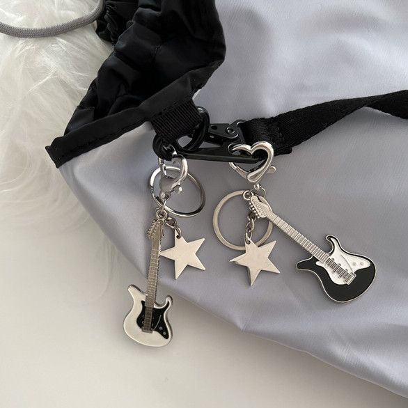Y2k Spicy Guitar Pendant Niche Retro Sweet Cool Millennium Pentagram Star Bag Pendant Pendant Keychain