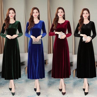 Đầm nhung trơn cổ tròn dự tiệc dáng dài 125cm tuổi trung niên