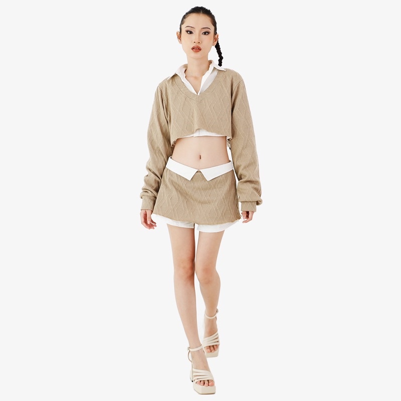 _Áo len cổ V croptop | Meri top