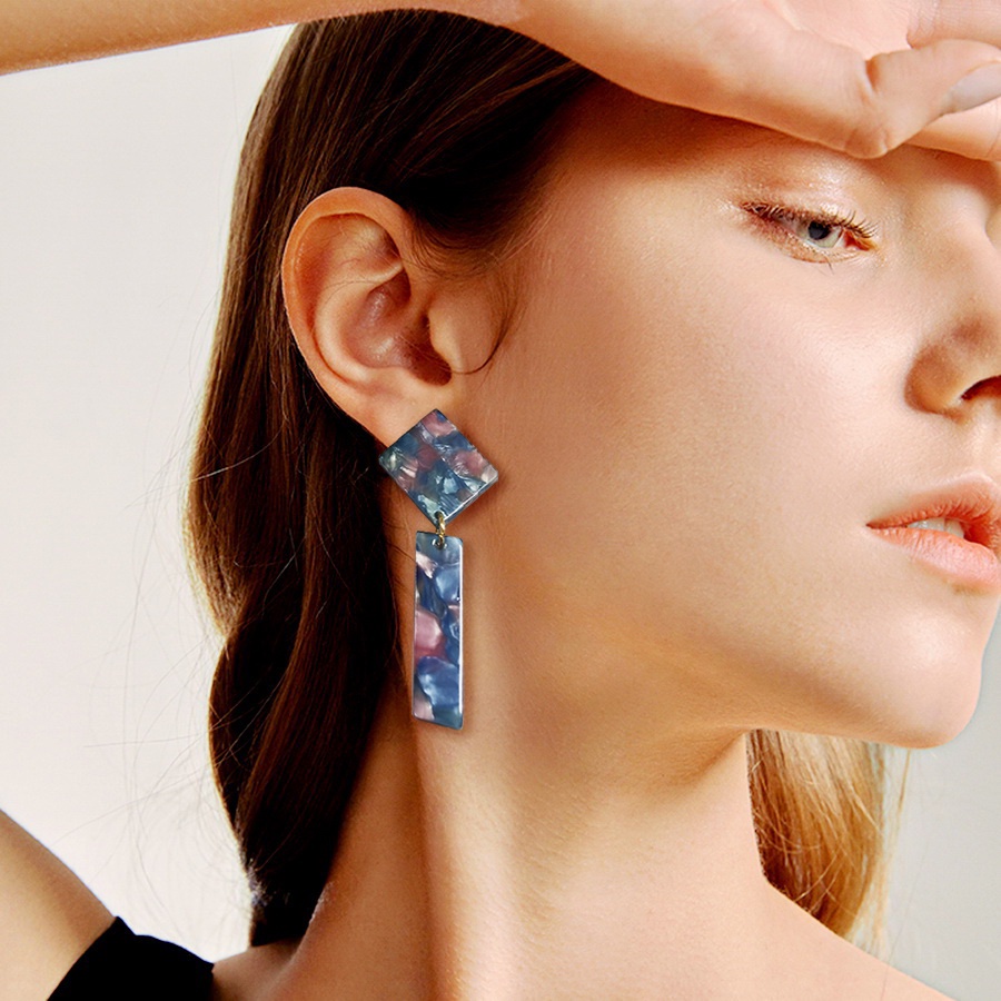 Đôi bông tai dáng dài kiểu dáng độc đáo nhiều màu sắc thời trang cho nữ