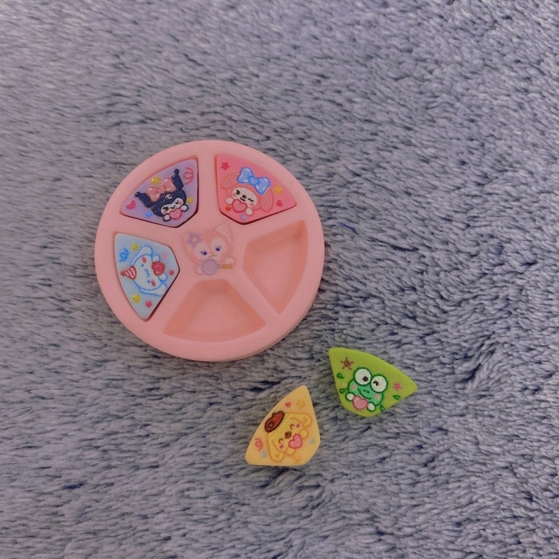 Charm khay sanrio trang trí mô hình mini