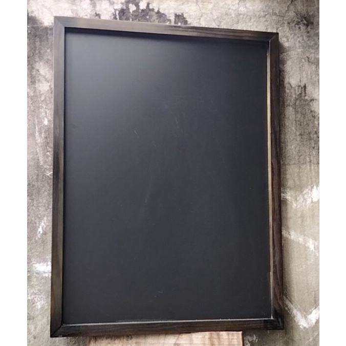 Bảng đen menu khung gỗ màu nâu 60*80