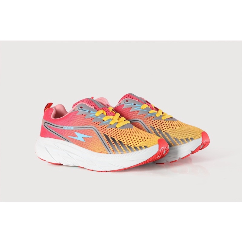 Giày thể thao chạy bộ Goya Training Plus 2022 màu đỏ Việt Nam