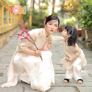 Áo dài mẹ và bé