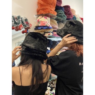 Nón lông trắng đen FUR BUCKET HAT
