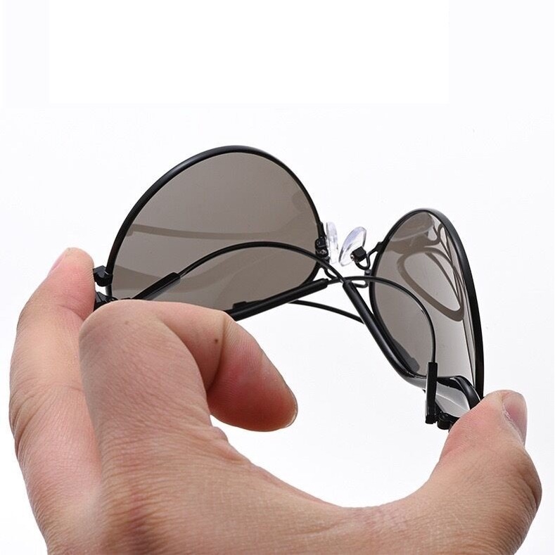 Kính mát nam cao cấp, tròng đổi màu, gọng titan siêu dẻo - KM86