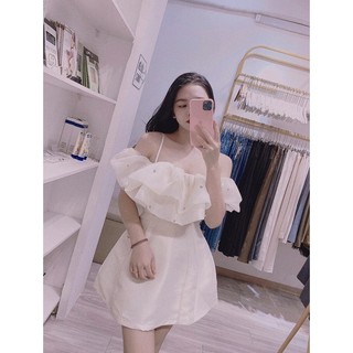 Váy trễ vai bồng