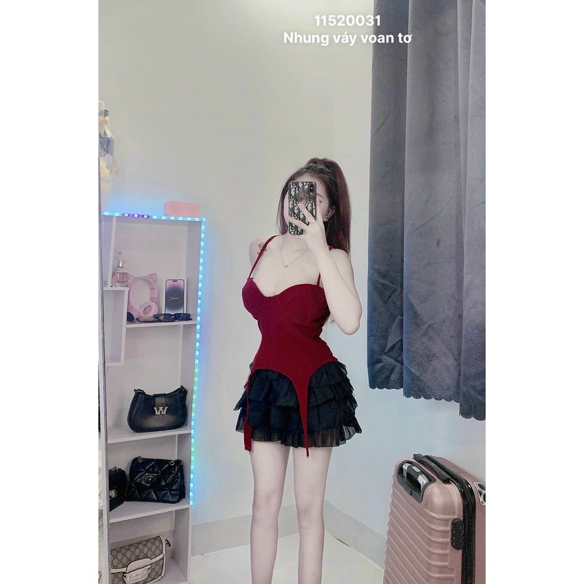 Set kiểu xinh hai dây chất nhung bìa phối chân váy voan tơ nhũ đẹp