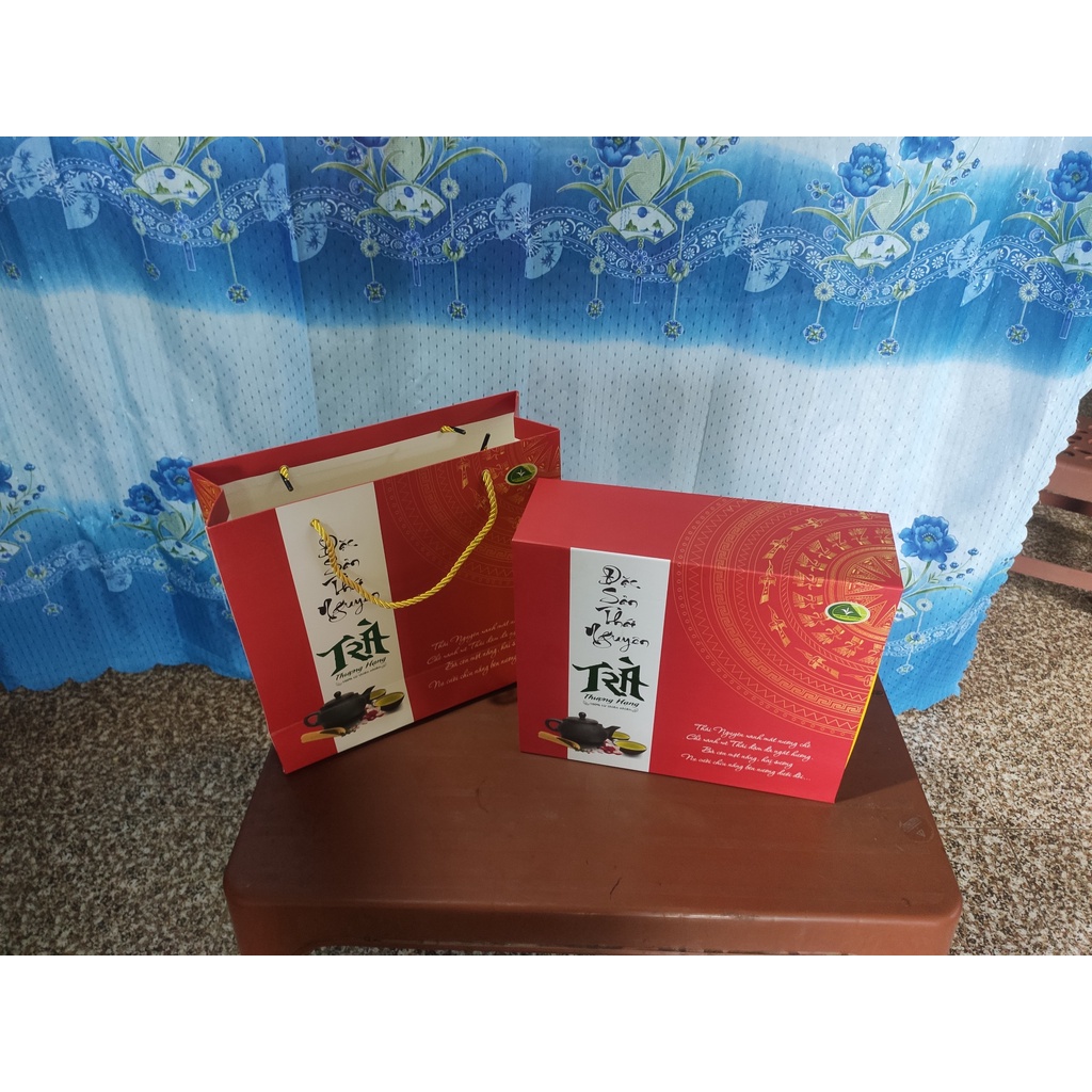 Hộp trà Thái Nguyên Cao Cấp - Làm quà biếu lễ TẾT