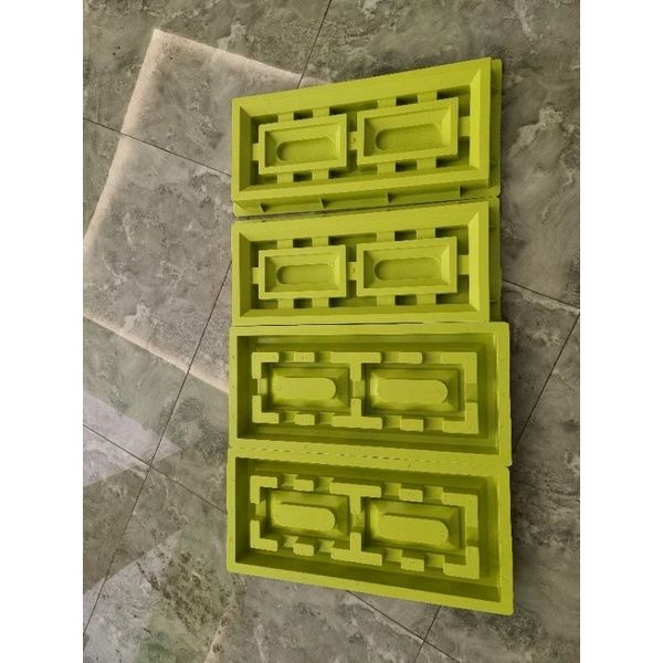 KHUÔN ĐÚC GẠCH THÔNG GIÓ 25x60x5.5CM