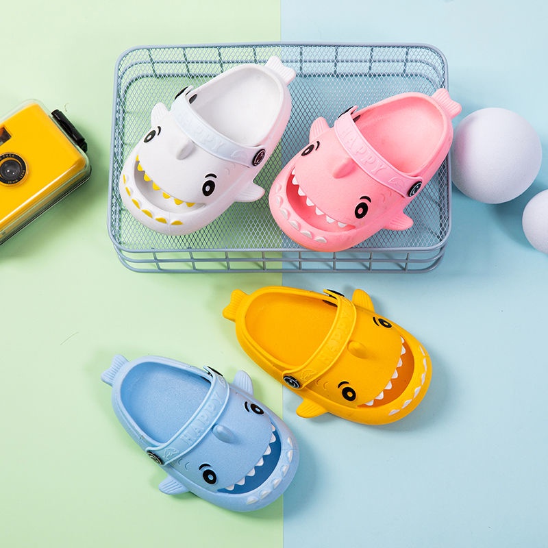 [Hàng Có Sẵn] Dép Hình Cá Mập 3D Mềm Mại Đi Trong Nhà Và Ngoài Trời Cho Bé Trai Và Bé Gái