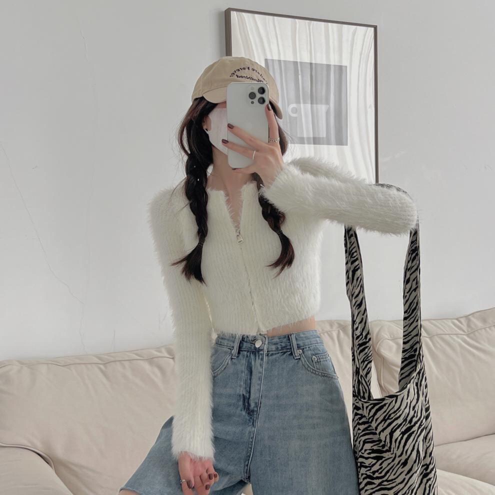 Áo len croptop lông thỏ