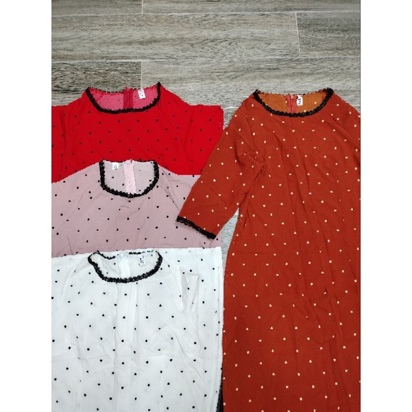 Set áo dài cách tân phối chân váy lưới xoè