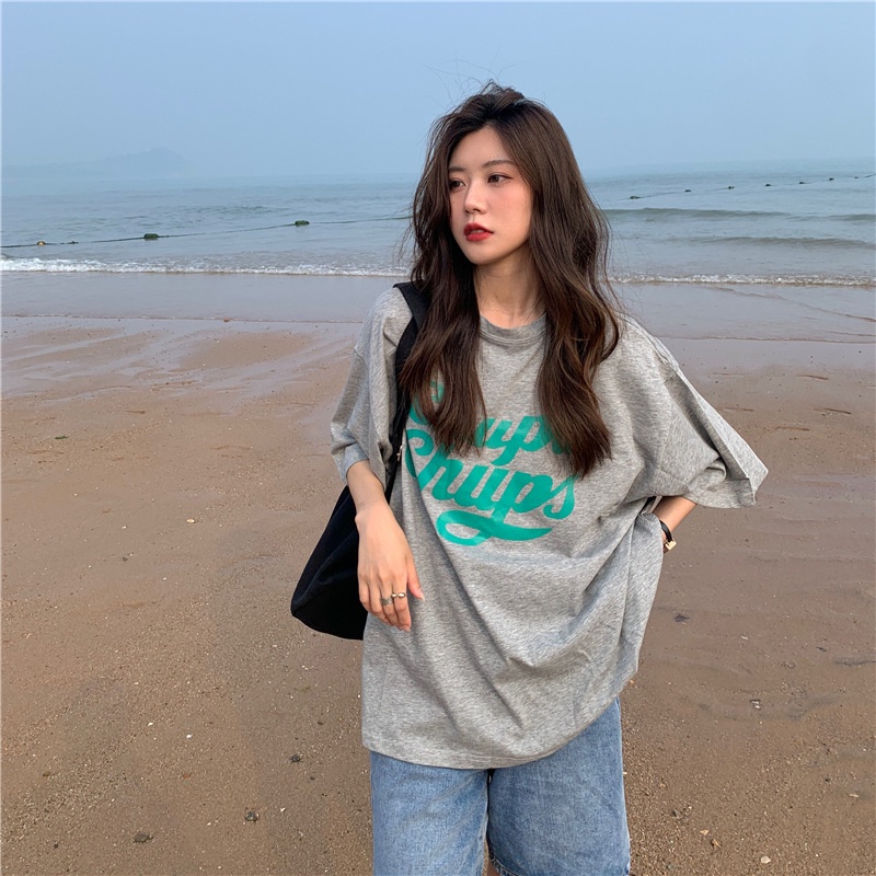 IELGY  IELGY Áo Thun Tay Ngắn Dáng Rộng In Chữ Phong Cách Mỹ Thời Trang Cho Nữ