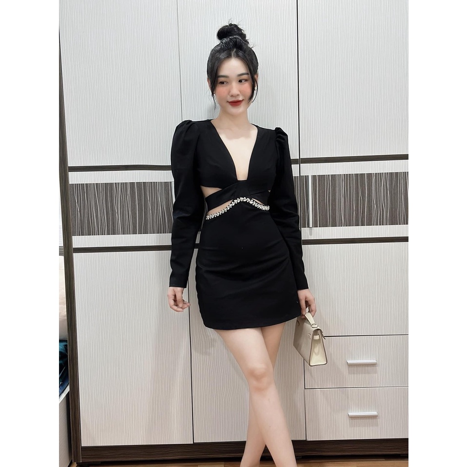 Váy umi hàn đính đá khoét eo Jullie.De' Clothing