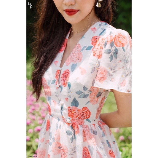 Váy hoa hồng đại Lép